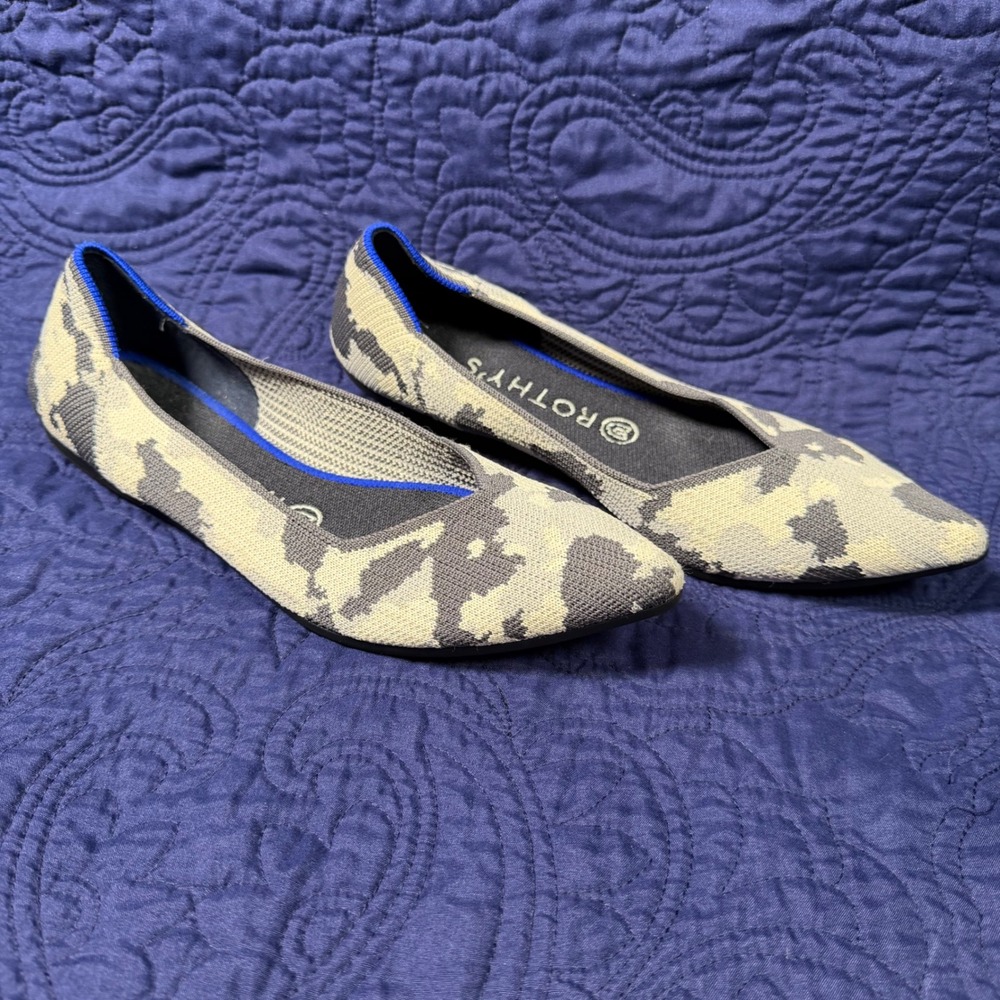 Rothys The Point Flats Grey Cream Camo Pointed Toe Sustainable Shoes Womens